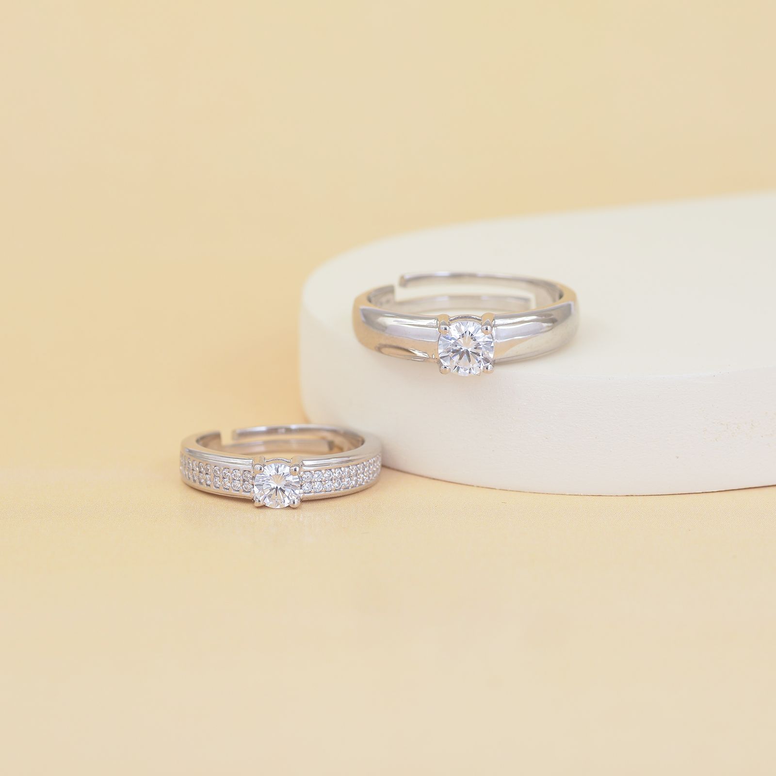 Intertwined Band Ring